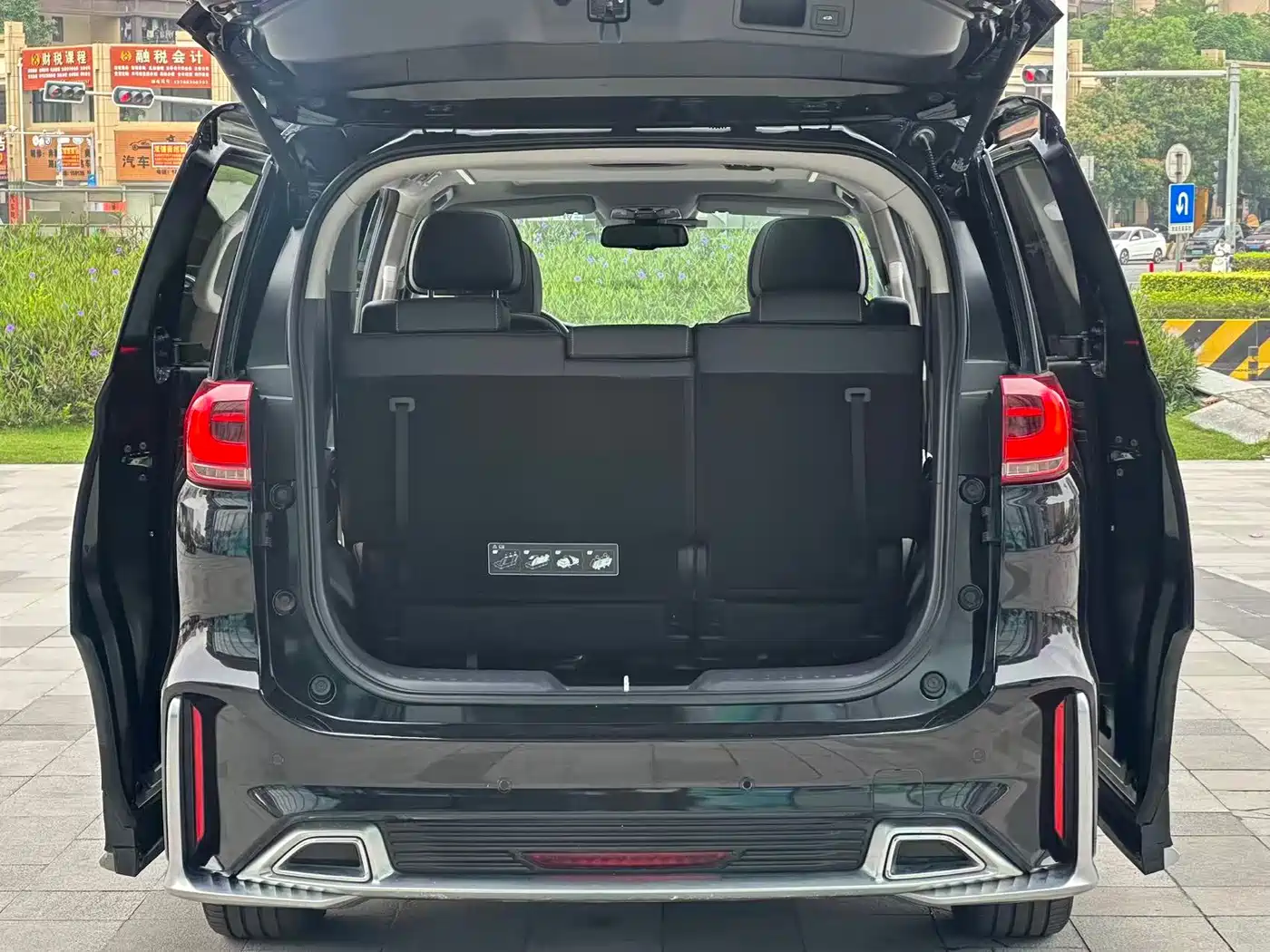GAC Trumpchi Trumpchi M8 2021 Master Series 390T Ultimate Edition фото 28