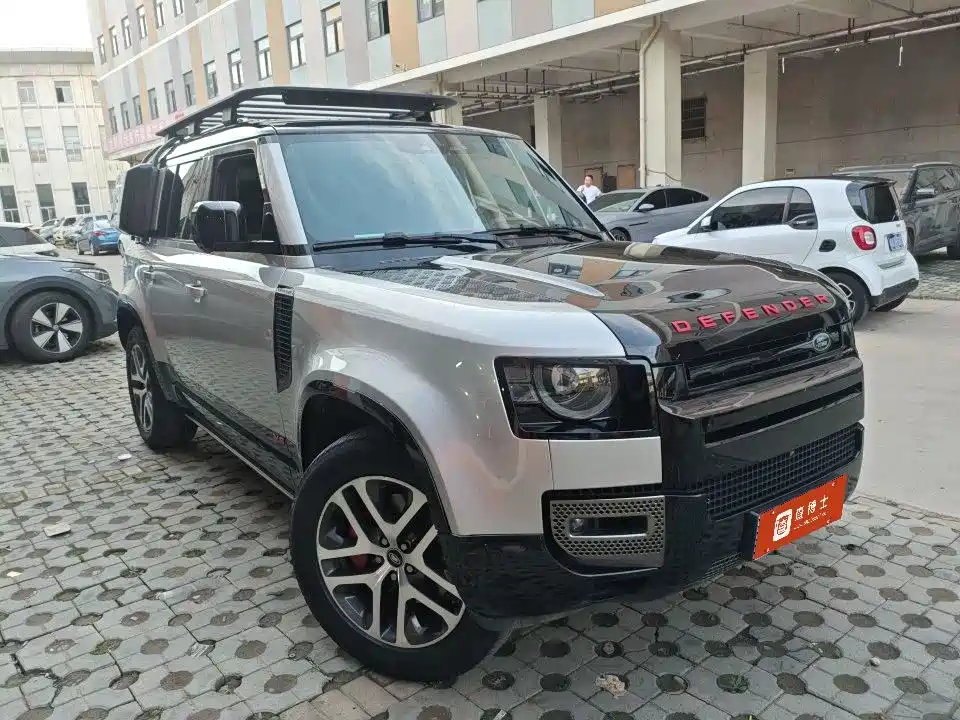 Land Rover Defender 2021 110 P400 X фото 2