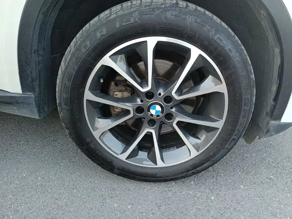 BMW X5 (Import) 2014 xDrive35i Leading фото 26