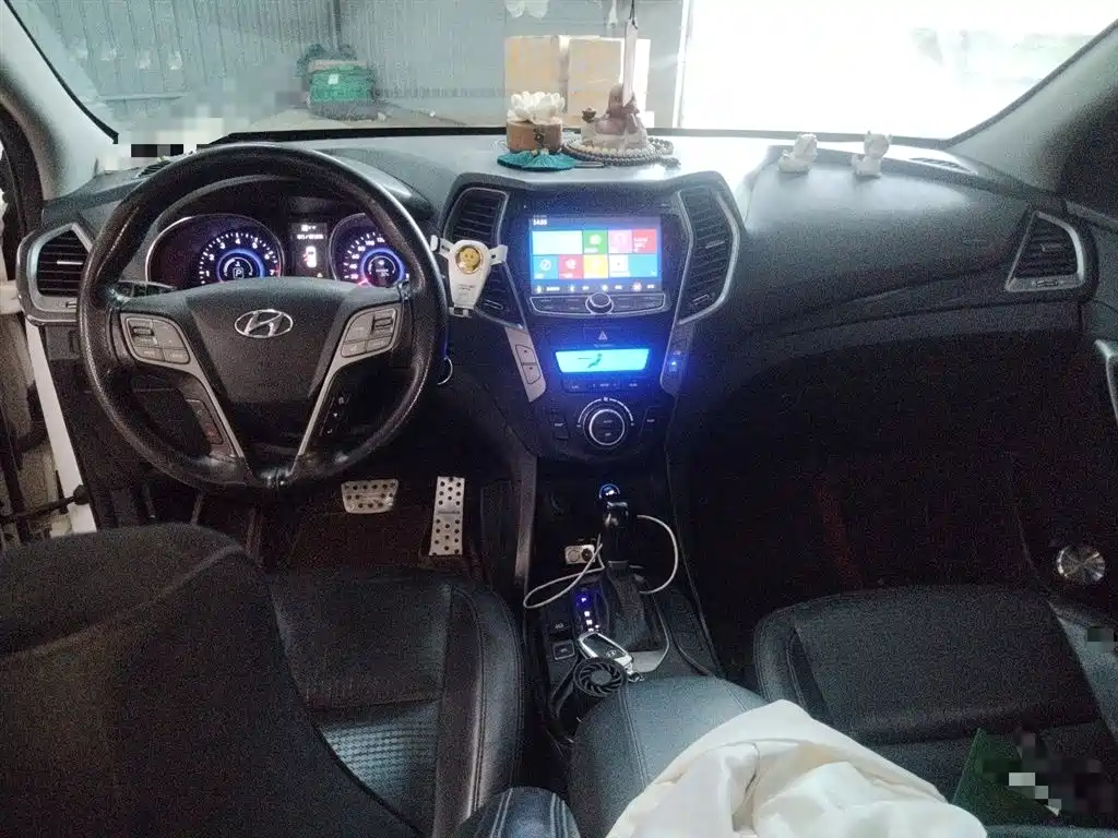 Hyundai Santa Fe 2013 Model 2.4L Automatic 2WD Smart фото 10