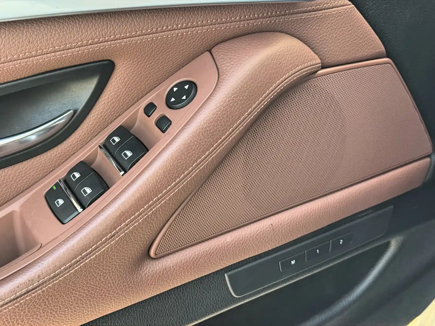 BMW 5 Series 2014 520Li Elegance фото 14