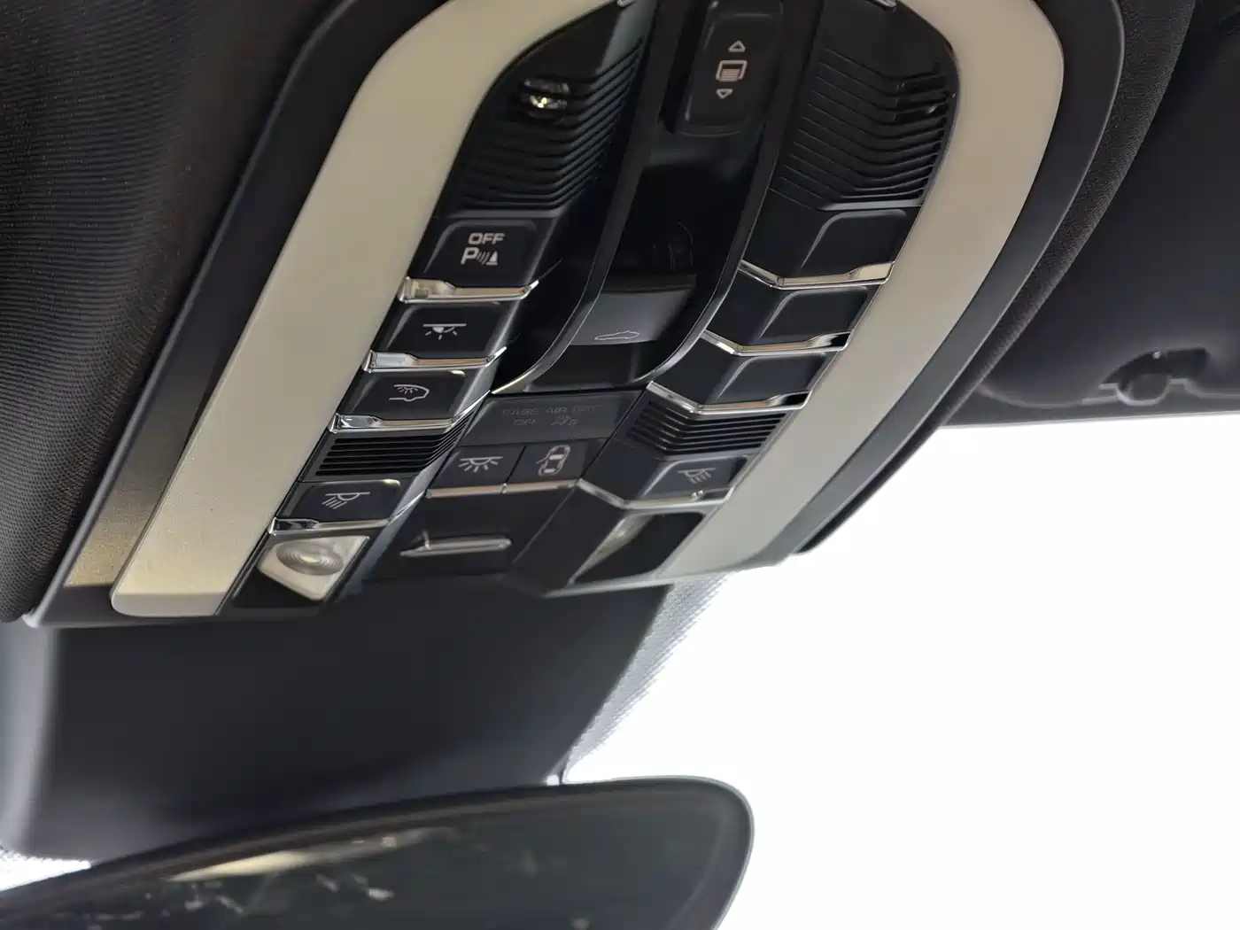 Porsche Cayenne 2016 Cayenne S 3.6T фото 30