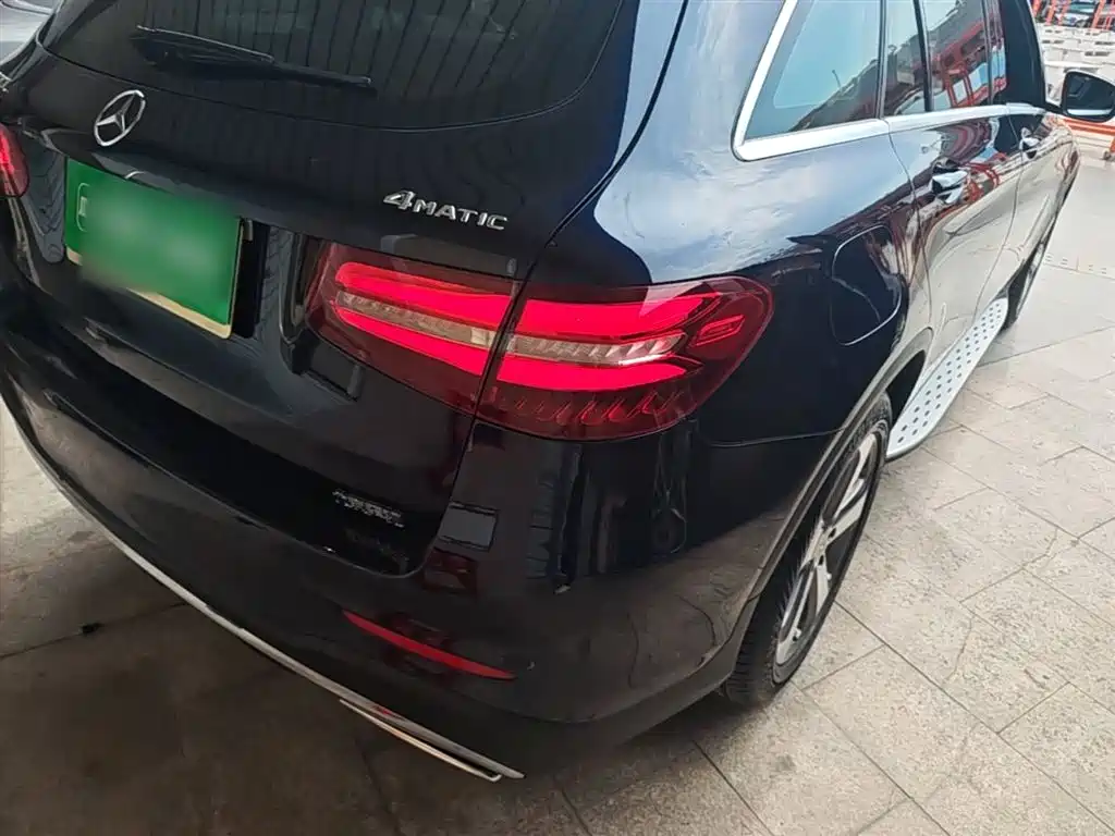 Mercedes-Benz GLC 2017 GLC 260 4MATIC Luxury фото 8