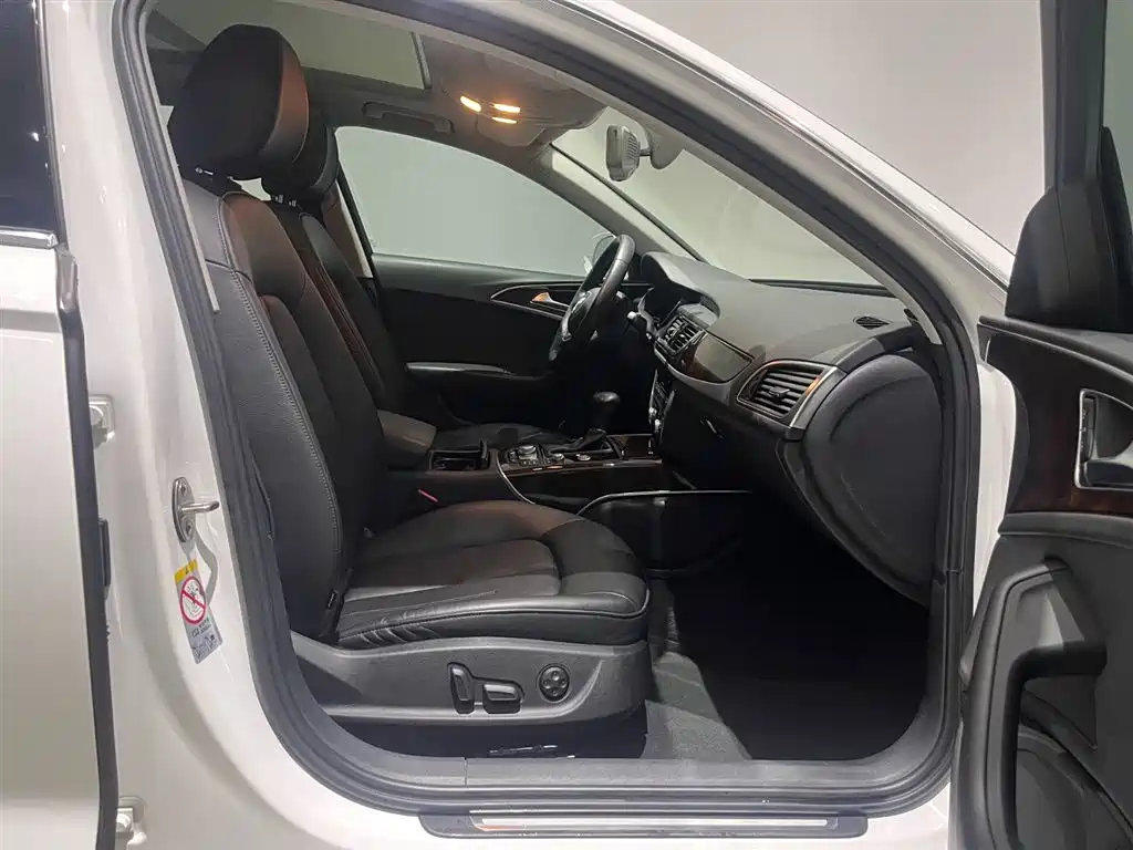 Audi A6L 2015 30 FSI Millionth Anniversary Comfort Enjoyment Type фото 9