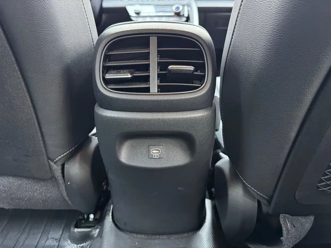 Hyundai Elantra 2023 Model 1.5L CVT LUX Premium Edition фото 20