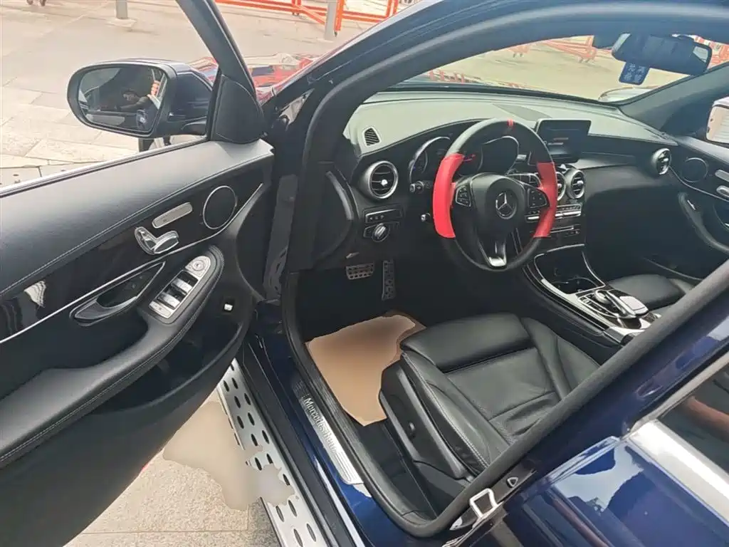 Mercedes-Benz GLC 2017 GLC 260 4MATIC Luxury фото 16