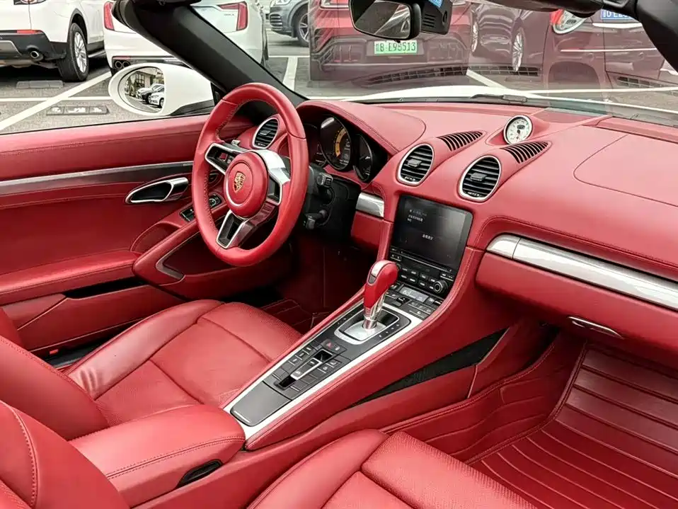 Porsche 718 2016 Boxster 2.0T фото 6