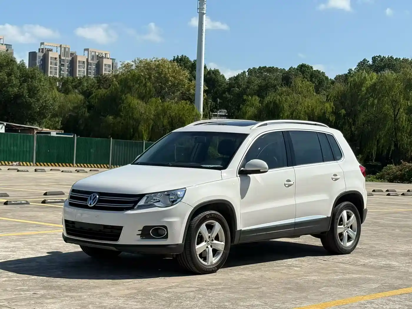Volkswagen Tiguan 2012 1.8TSI Automatic 2WD Brilliance Edition
