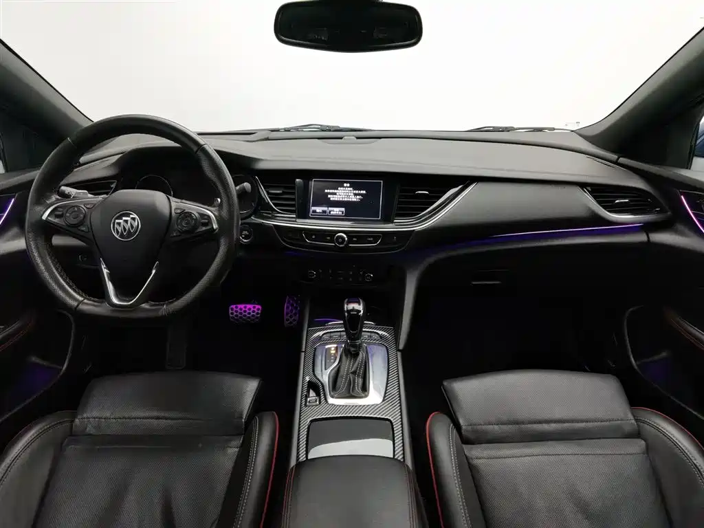 Buick Regal 2017 GS 28T Luxury Type фото 5
