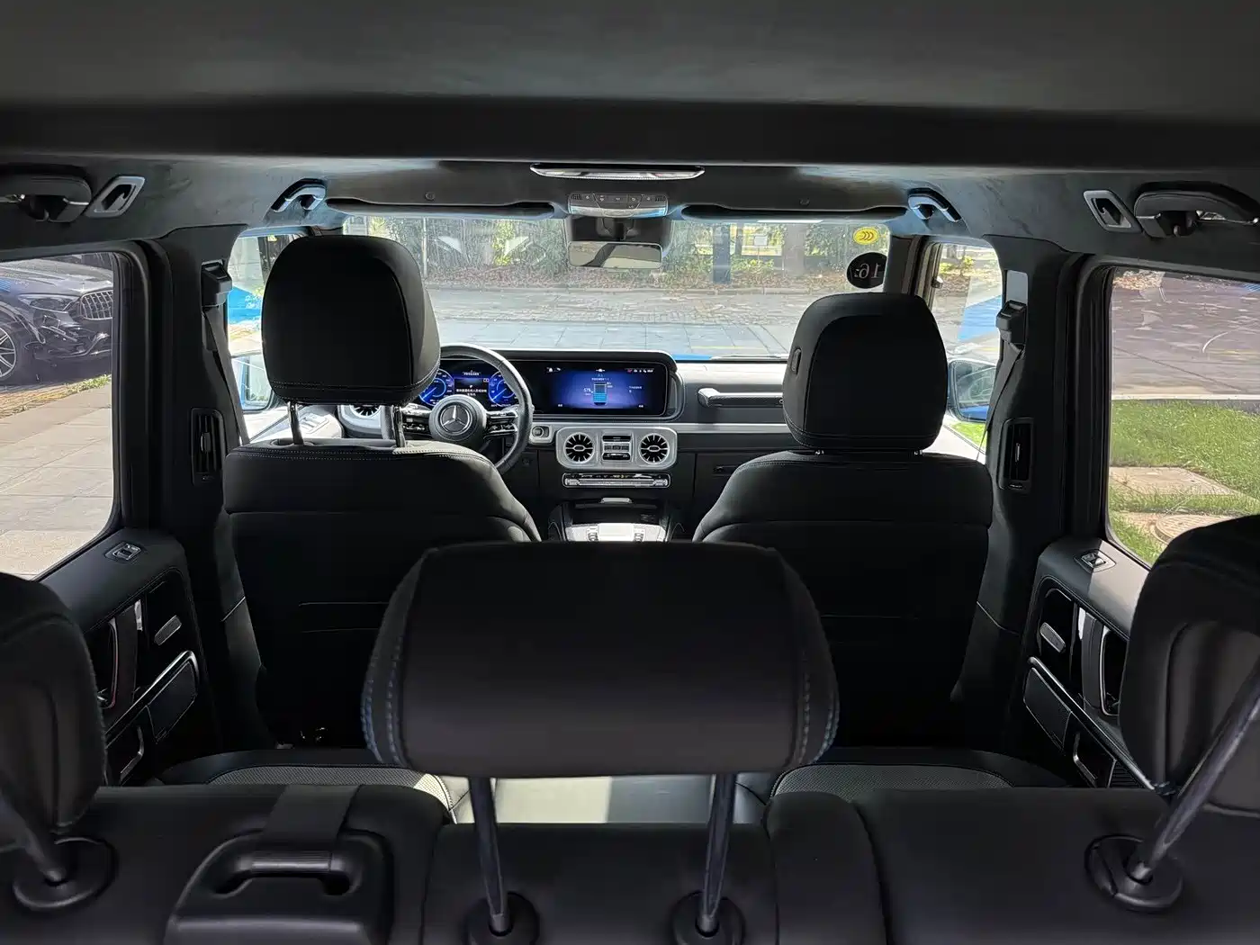Mercedes-Benz G-Class New Energy 2025 G580 Launch Special Edition фото 21