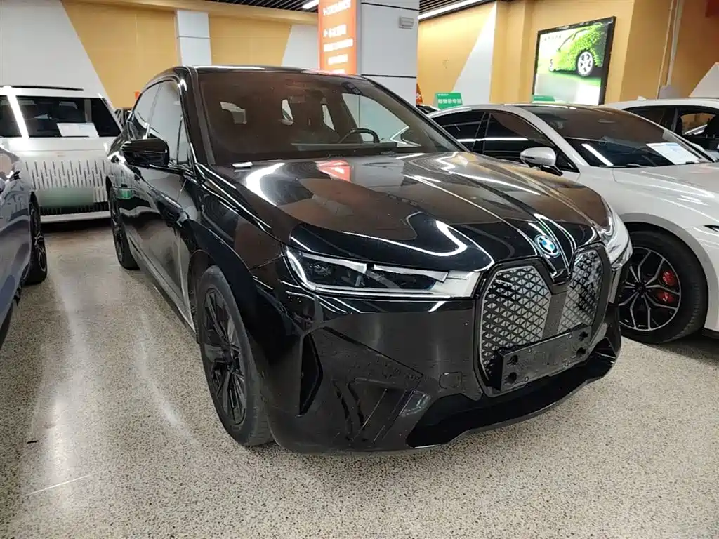 BMW iX 2022 xDrive40 фото 4