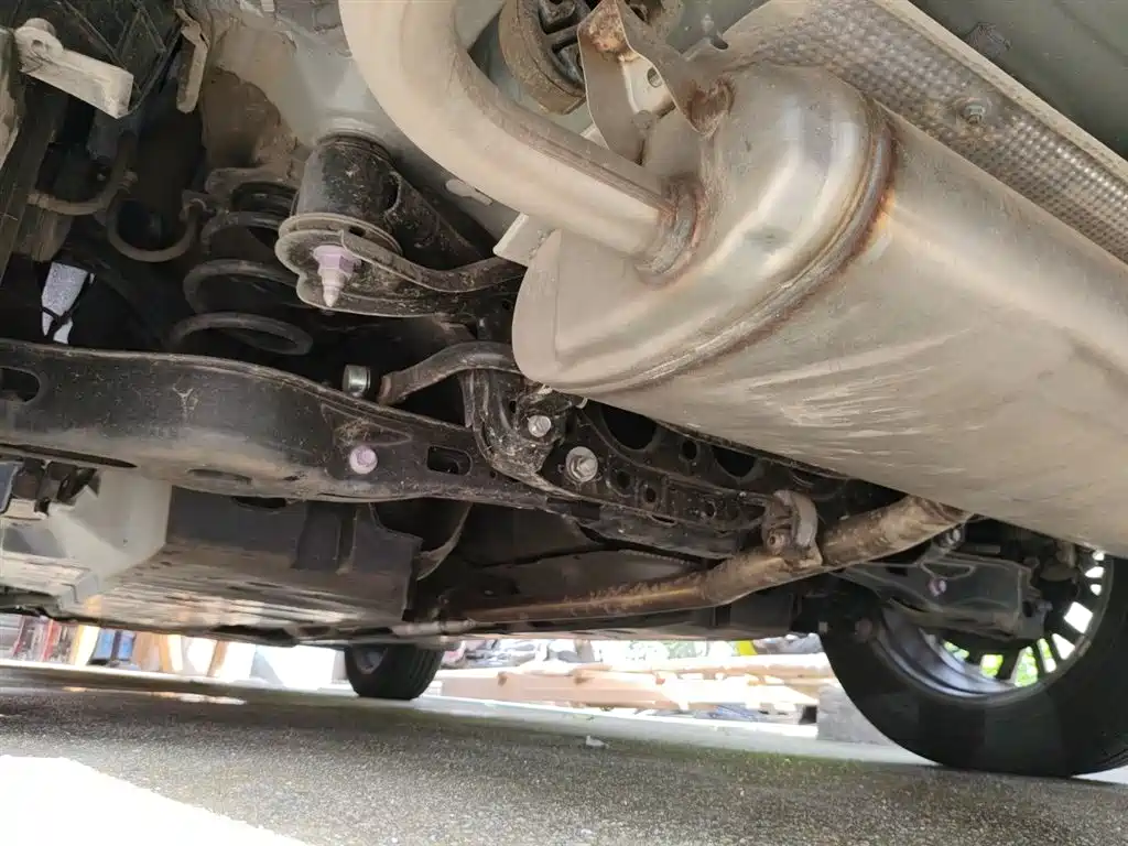 Toyota Wildlander 2023 2.0L CVT FWD Luxury PLUS фото 20