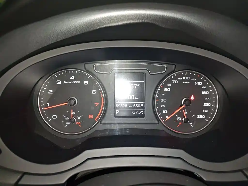 Audi Q3 2016 35 TFSI quattro All-Wheel Drive Fashion Edition фото 7