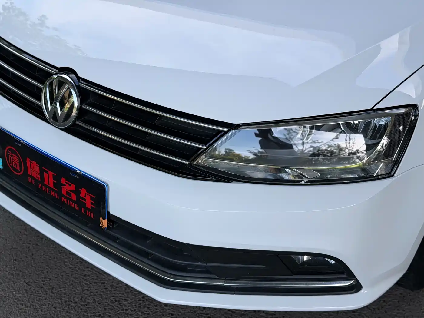 Volkswagen Sagitar 2018 1.6L Automatic Comfort фото 9