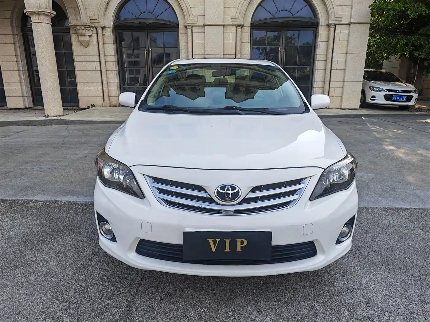 Toyota Corolla 2013 Special Edition 1.6L Automatic Cool GL фото 2