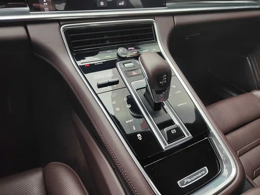 Porsche Panamera 2019 Panamera 2.9T фото 20