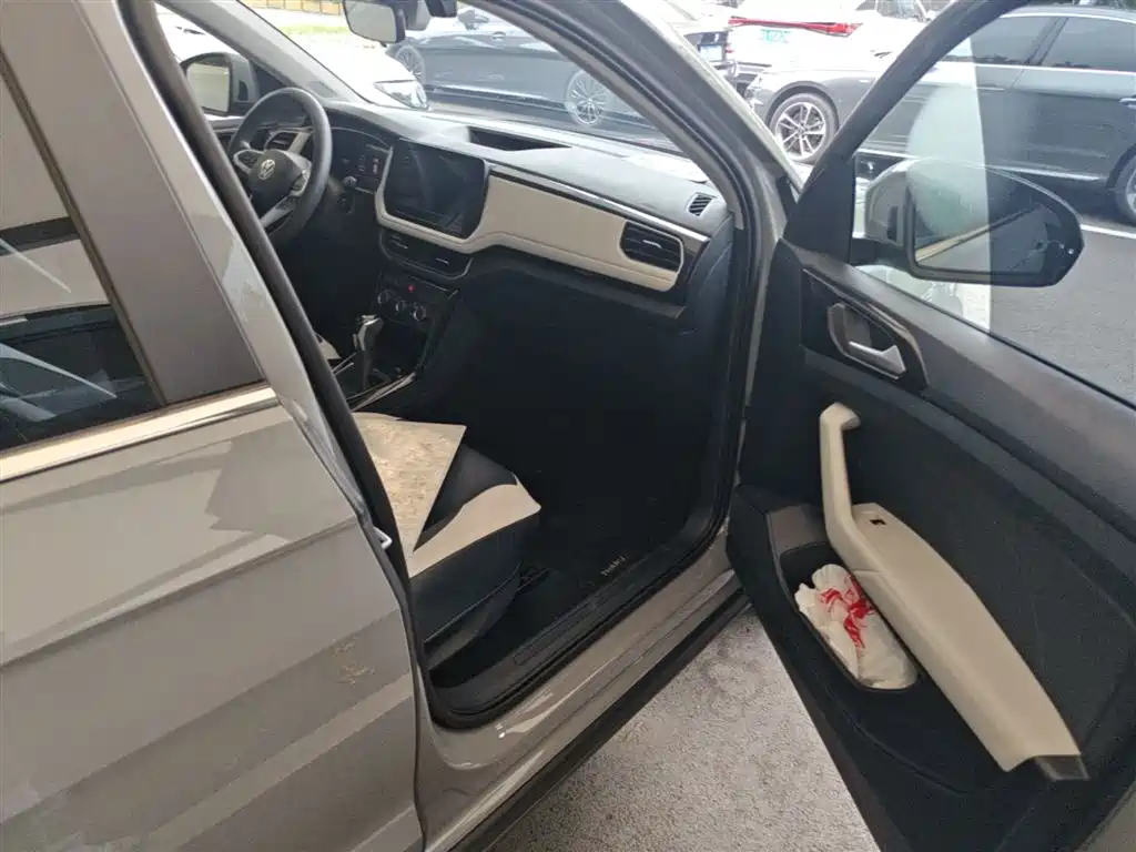 Volkswagen Tharu 2025 Model Rising Star 300TSI Aspiration Edition фото 11