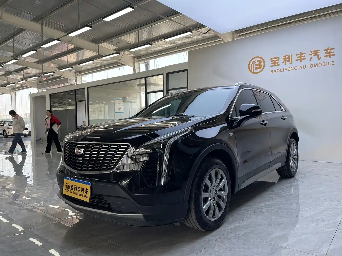 CADILLAC XT4