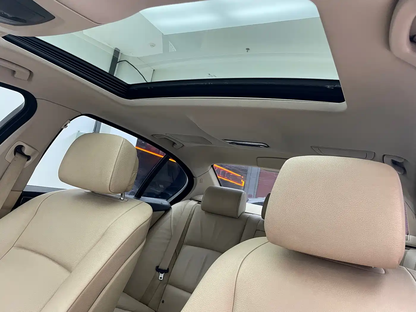 BMW 5 Series 2012 523Li Luxury фото 11