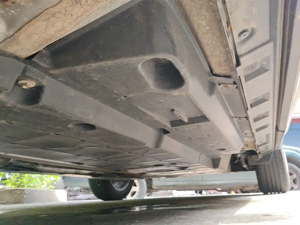 Toyota Wildlander 2023 2.0L CVT FWD Luxury PLUS фото 21