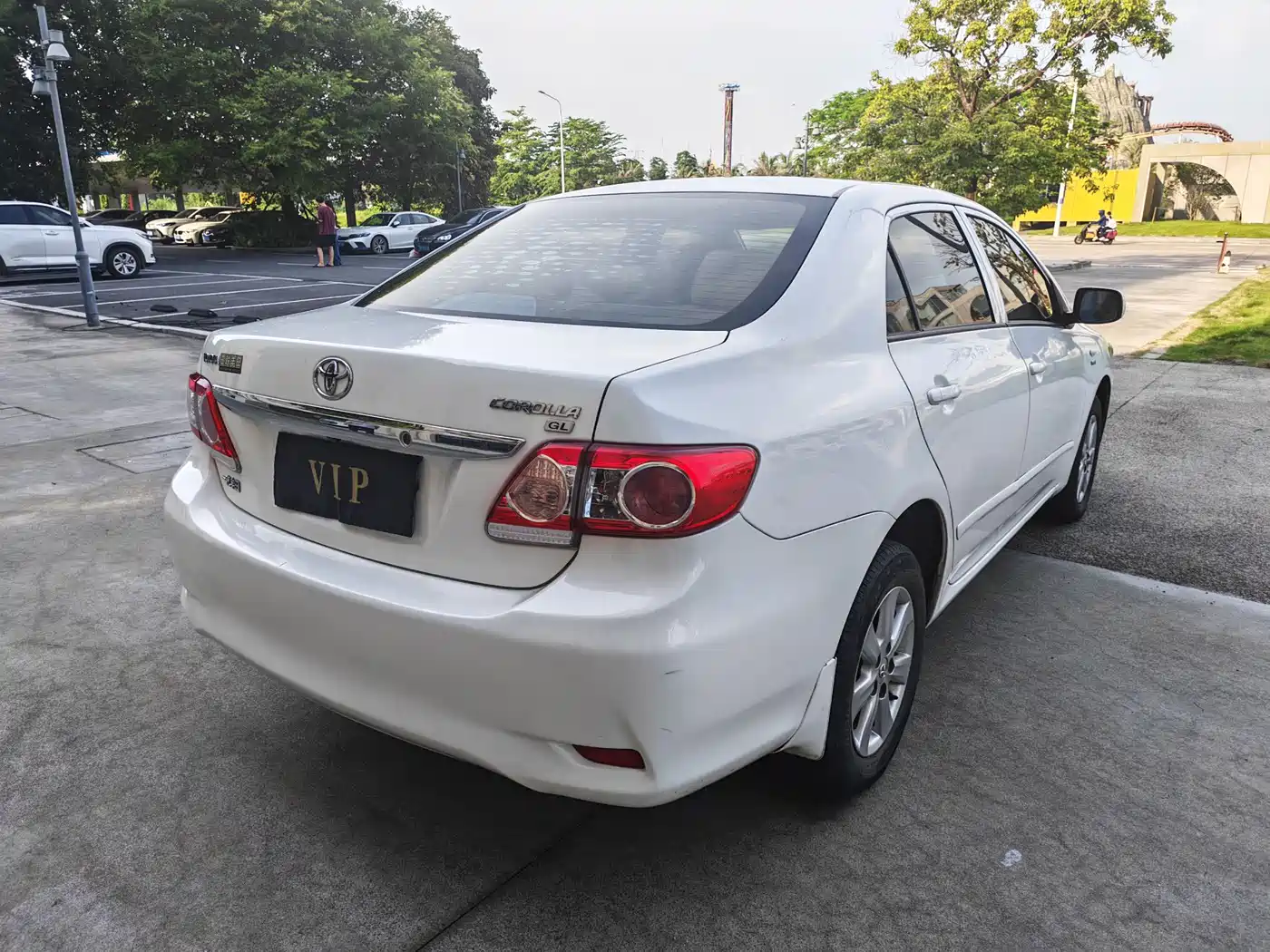 Toyota Corolla 2013 Special Edition 1.6L Automatic Cool GL фото 16
