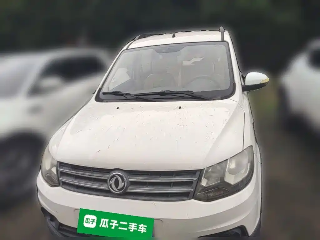 Dongfeng Fengguang Fengguang 360 2015 2015 1.5L Manual Comfort II 7-seater