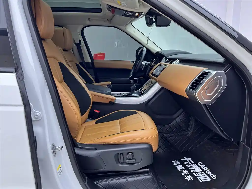 Land Rover Range Rover Sport 2022 3.0 L6 Gloss Black Edition фото 18