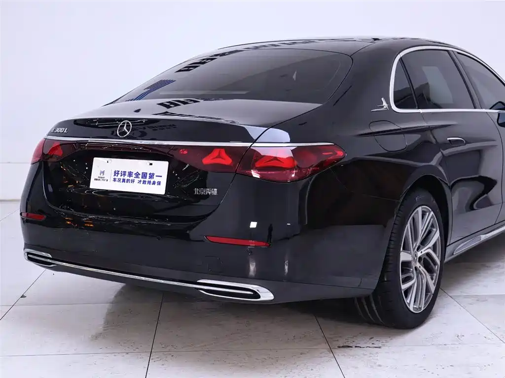 Mercedes-Benz E-Class 2024 E 300 L Fashion фото 8
