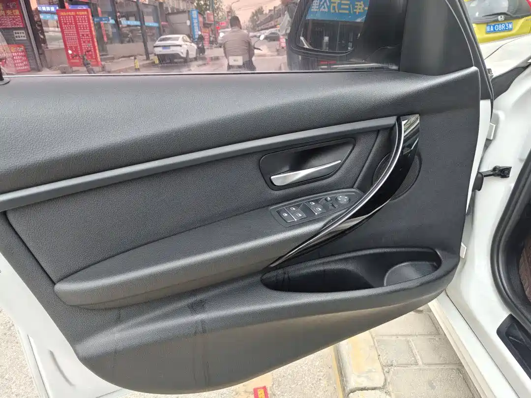 BMW 3 Series 2018 320Li Fashion Style фото 6