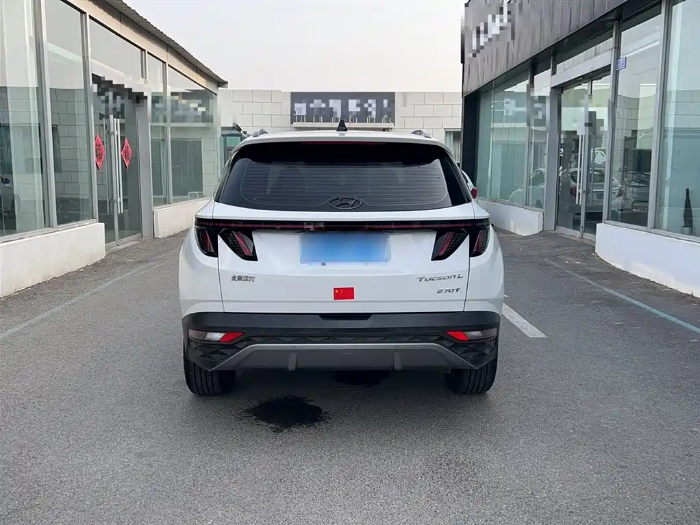 Hyundai Tucson 2023 Tucson L 1.5T Automatic 2WD DLX Luxury Edition фото 4