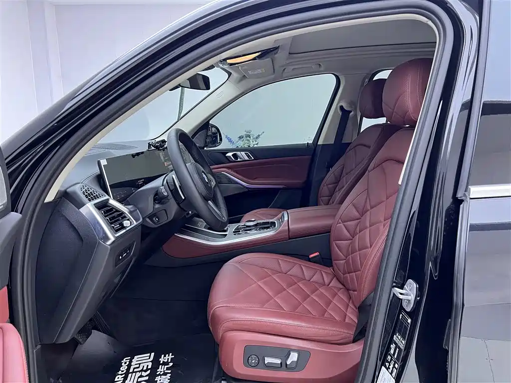 BMW X5 2023 xDrive 30Li Premium M Sport Package фото 18