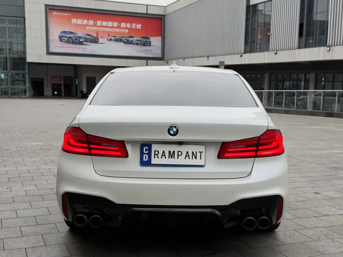 BMW 5 Series 2019 530Li Leading M Sport Package фото 6