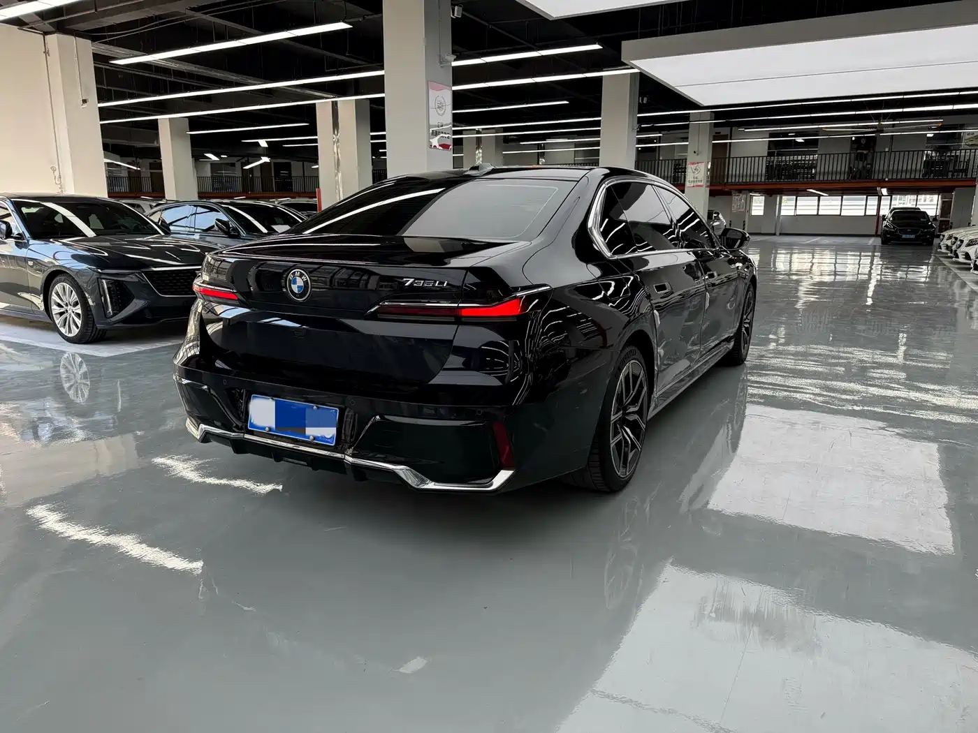 BMW 7 Series 2023 2023 Model 735Li M Sport Package