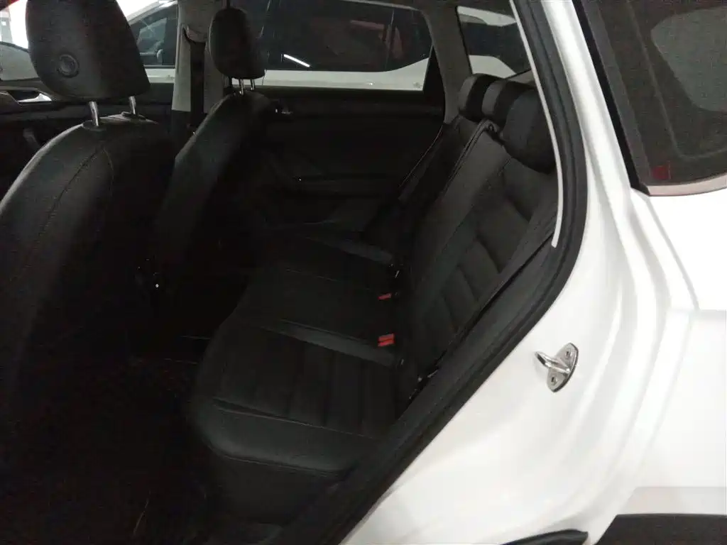 Volkswagen Tharu 2021 280TSI 2WD Luxury Plus фото 13