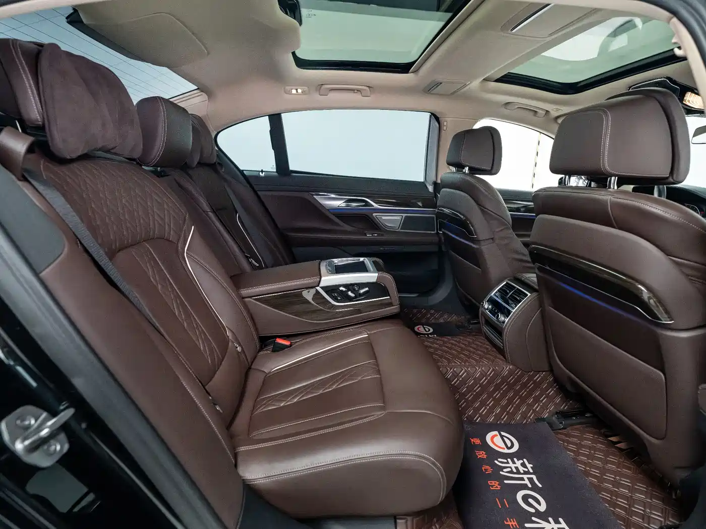 BMW 7 Series 2021 Model 730Li Luxury Package фото 16