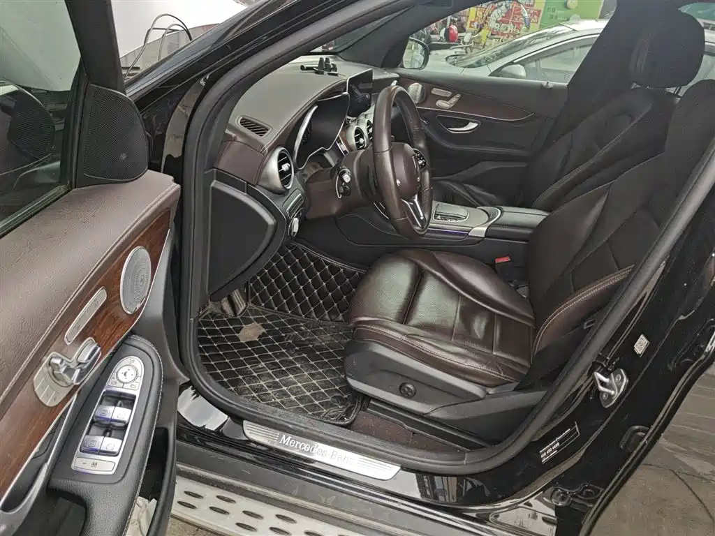 Mercedes-Benz GLC 2020 GLC 300 L 4MATIC Luxury фото 12