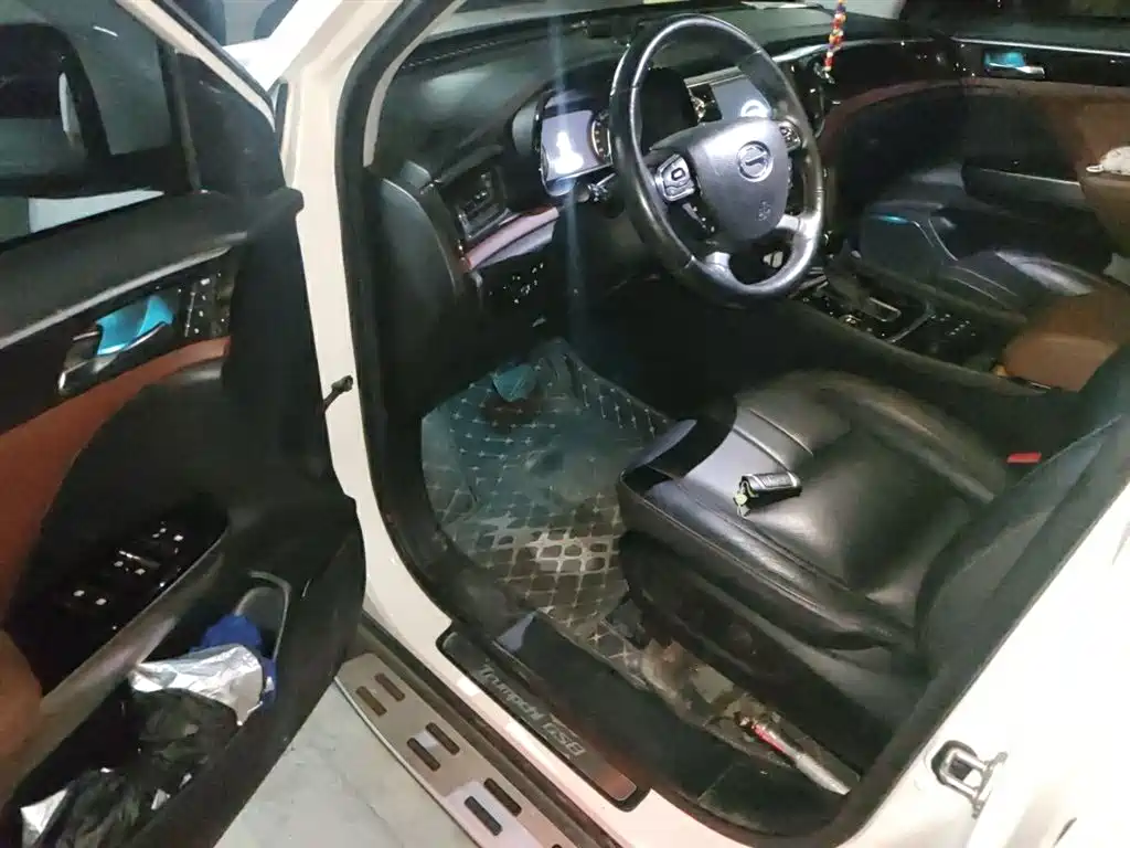 GAC Trumpchi Trumpchi GS8 2017 320T 2WD Luxury Smart Connect (7-seater) фото 17