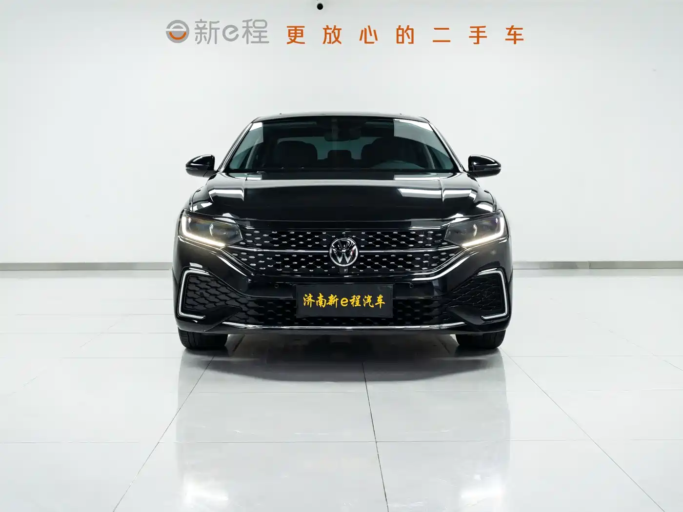 Volkswagen Passat 2025 Outstanding 380TSI Starlight Dragon Soaring Edition фото 2