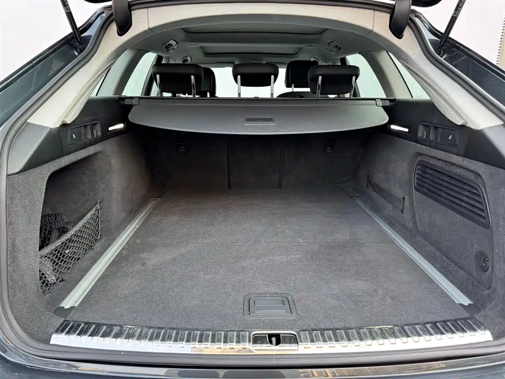 Audi A6 (Import) 2021 allroad quattro Explorer 55 TFSI Premium Off-road фото 17