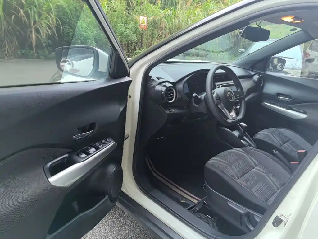 Nissan Kicks 2019 2019 1.5L CVT Cool Enjoy Edition