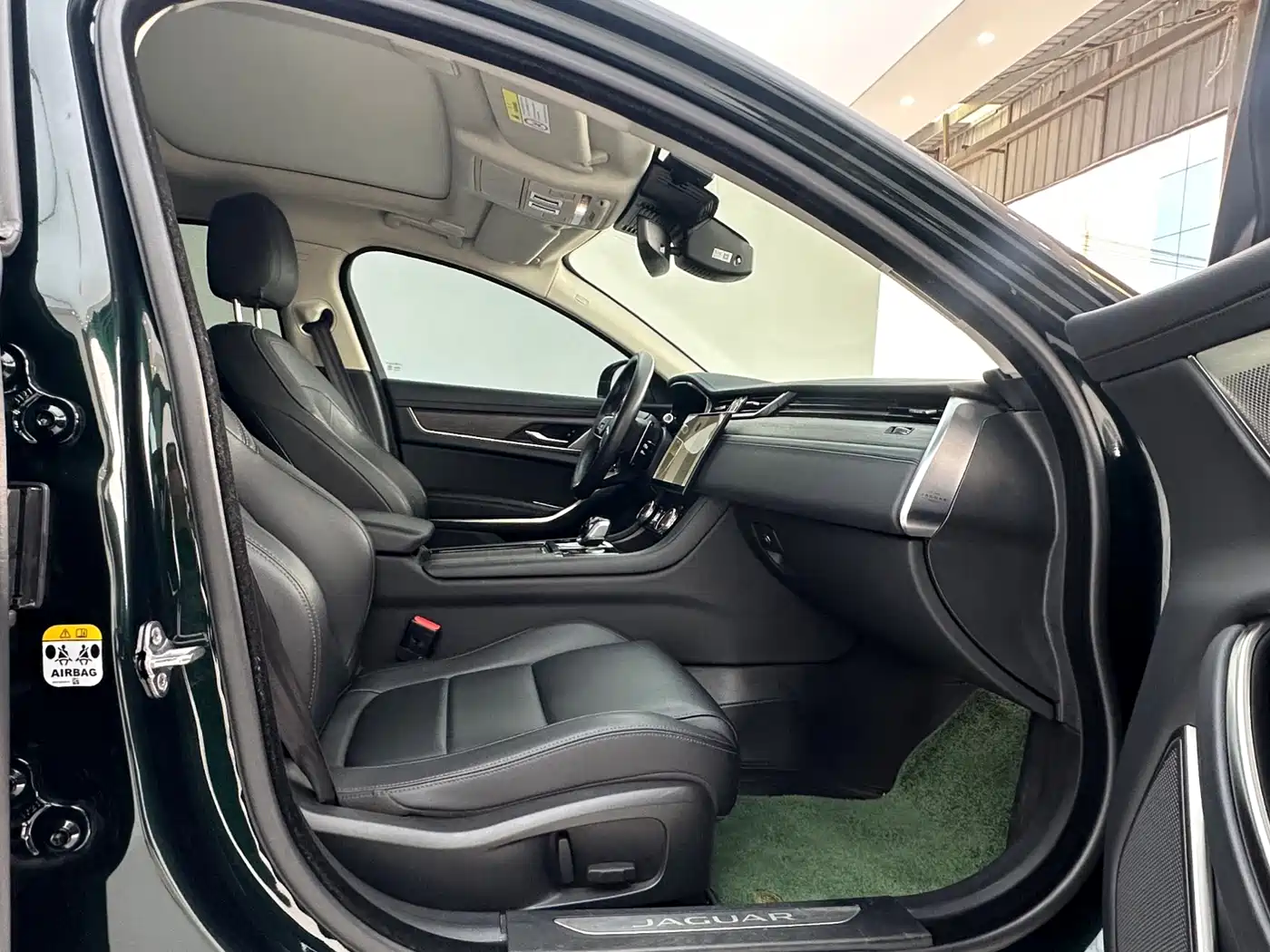 Jaguar XFL 2022 XFL 2.0T P200 2WD Elite Luxury фото 9