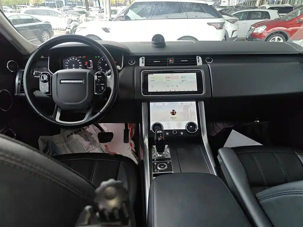 Land Rover Range Rover Sport 2021 3.0 L6 SE фото 10