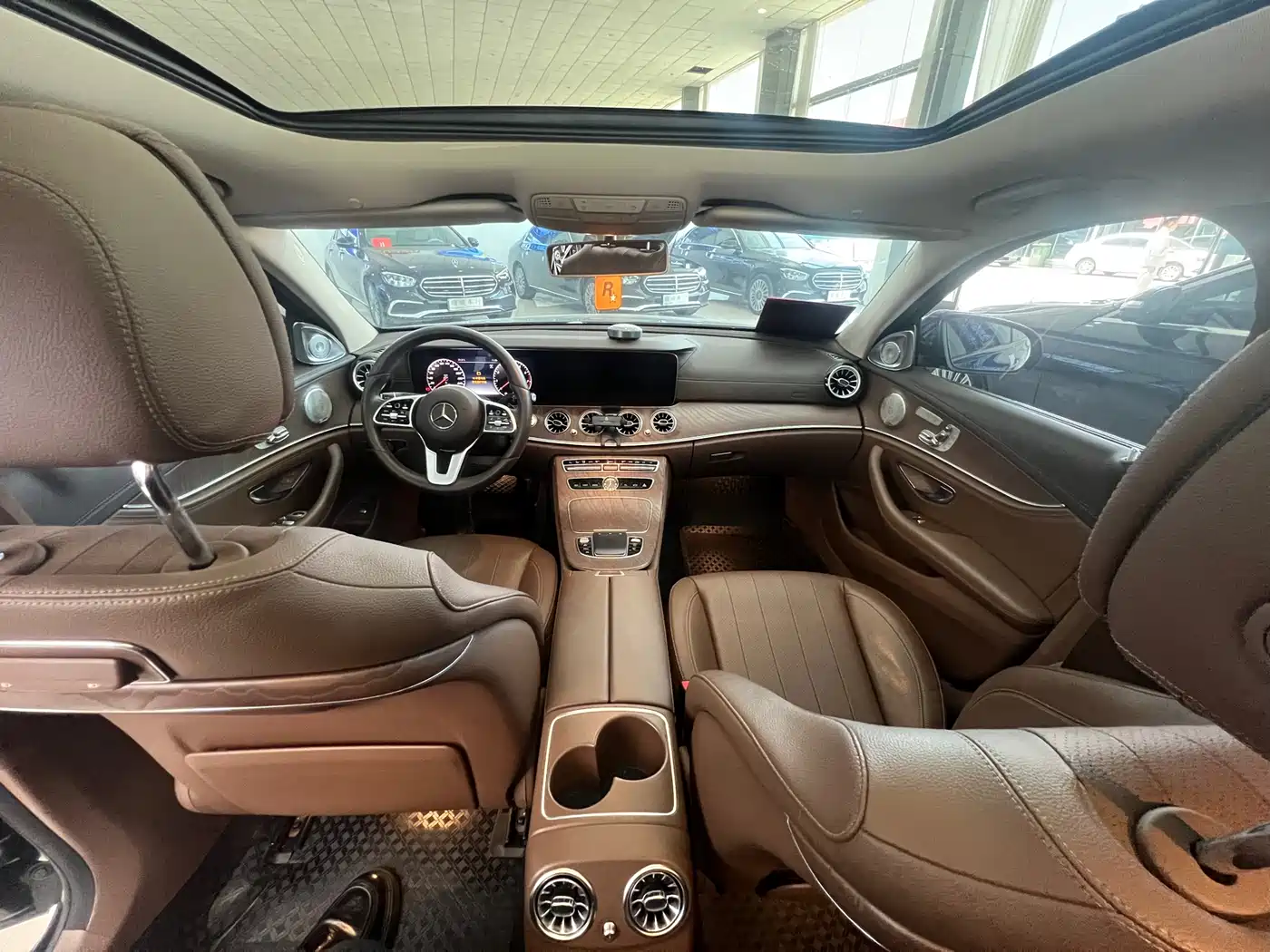 Mercedes-Benz E-Class 2019 Facelift E 300 L Luxury фото 6