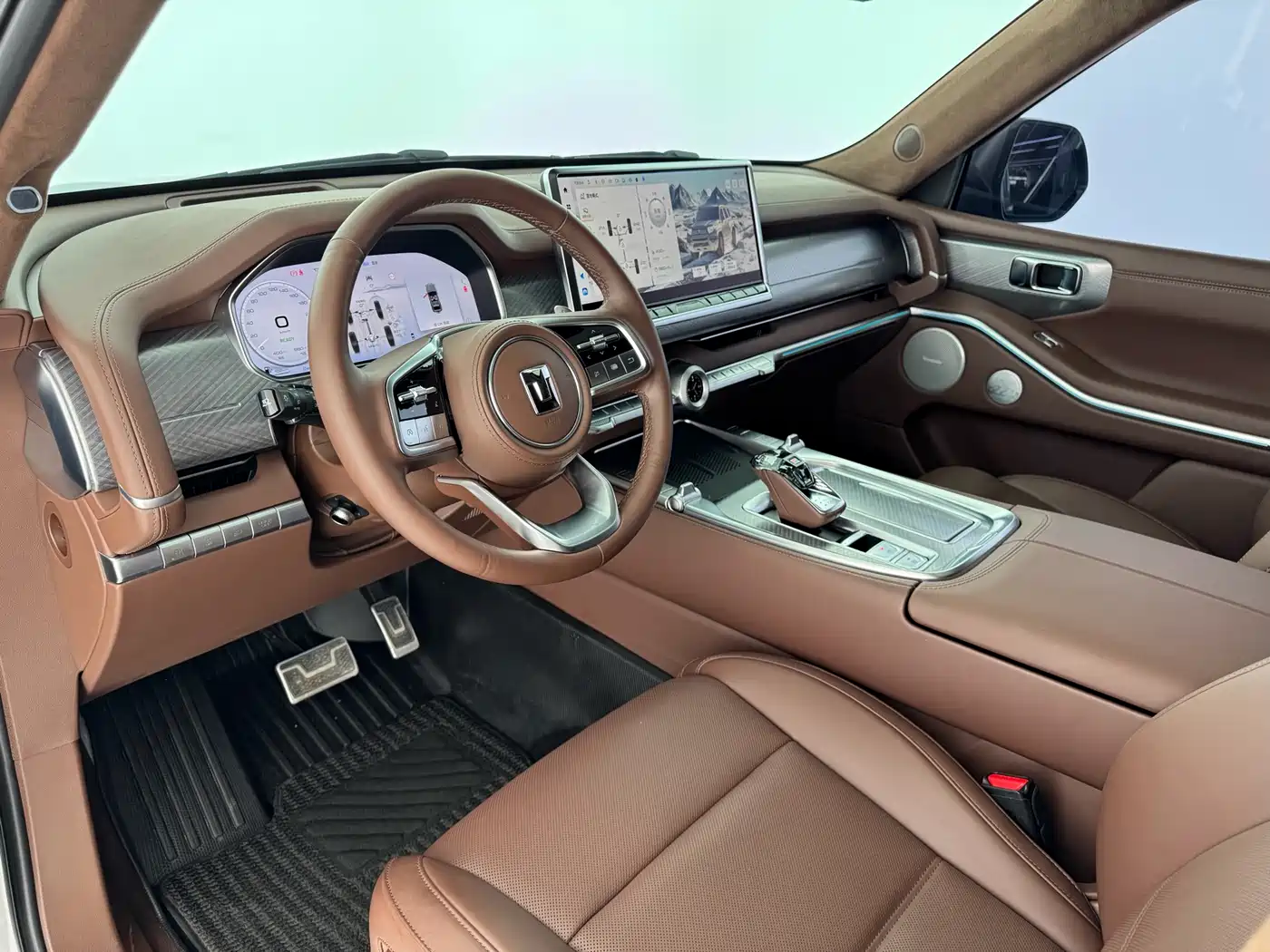 TANK TANK 700 NEW ENERGY