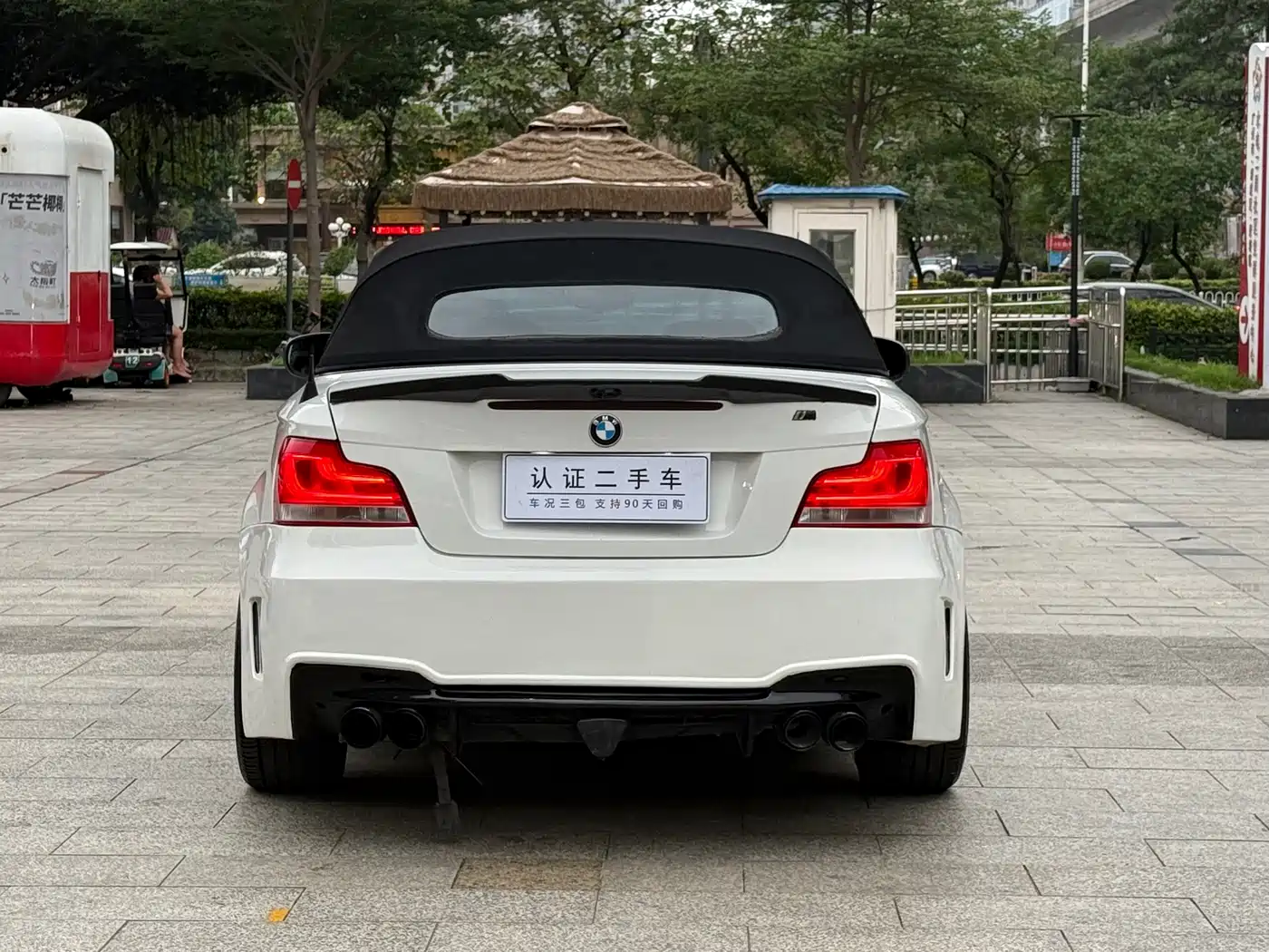 BMW 1 Series (Import) 2011 120i Convertible фото 9