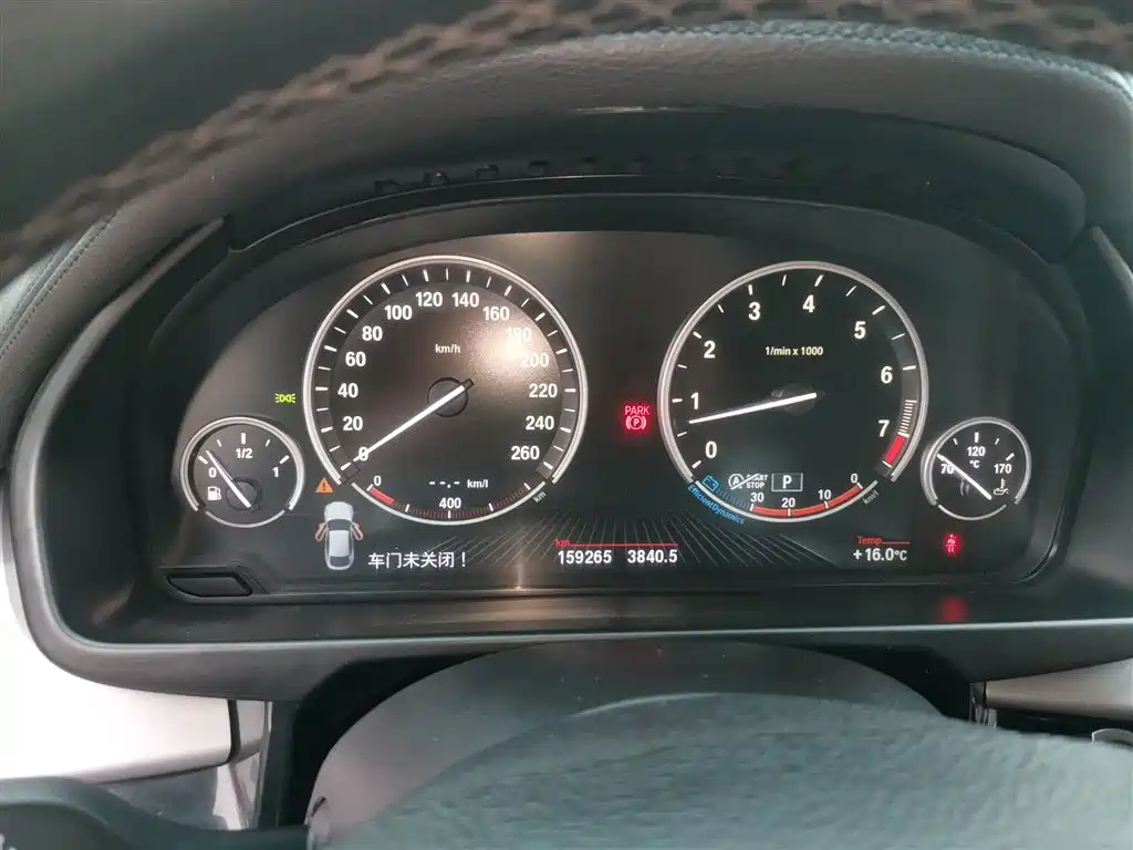 BMW X6 2015 xDrive35i Leading Type фото 8
