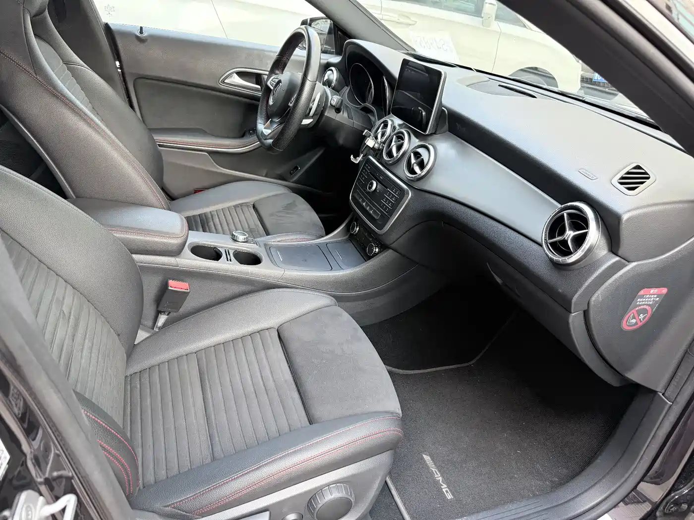 Mercedes-Benz CLA (Import) 2015 CLA 220 4MATIC фото 9