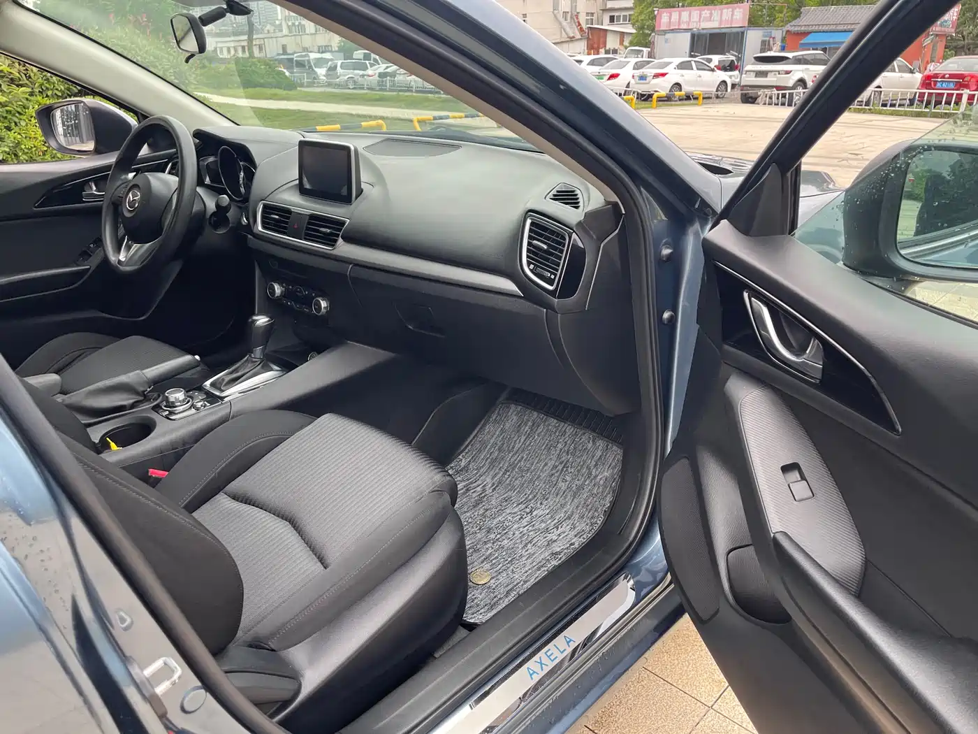 Mazda Mazda 3 2014 2014 Sedan 1.5L Automatic Luxury