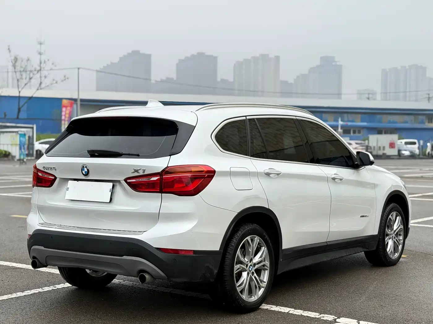 BMW X1 2018 sDrive20Li Leading Model фото 7