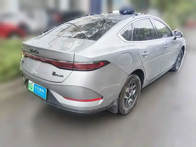 BYD Qin PLUS 2026 DM-i Smart Edition 128KM Progressive — фото 2